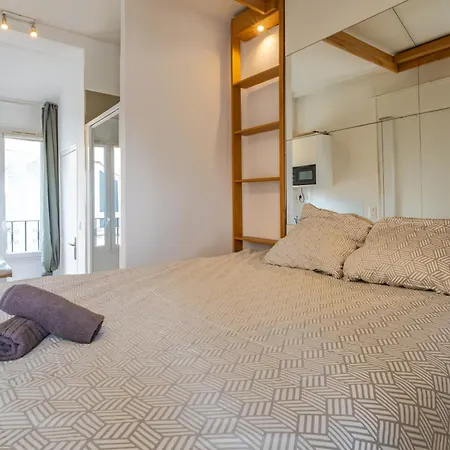 Apartment Charming - Eiffel Tower Paris